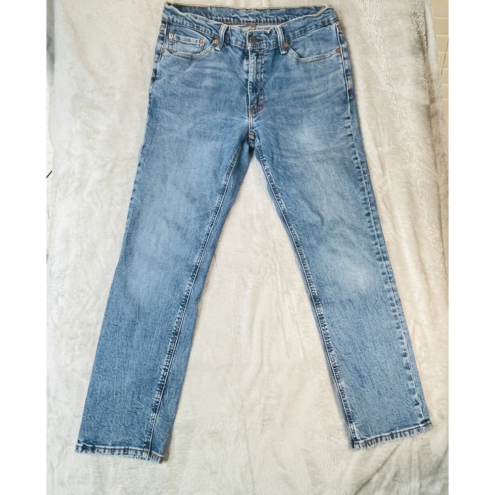 VTG Levis 541 Athletic Taper Men Jeans 32x32 Medium Wash Denim Straight Leg 2001